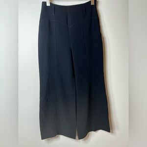 Cinq à Sept Elegant Black Garment